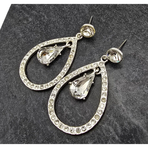 Pierced Earrings Teardrop Crystal Rhinestone Dangle Silver Tone Butterfly Back - Picture 4 of 6